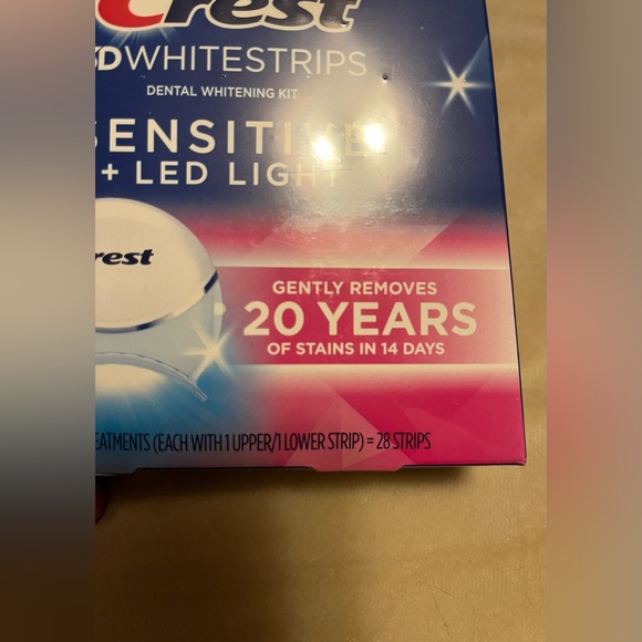 Crest 3DWhitestrips Sensitive + LED Light At-Home Teeth Whitening Kit Sealed Box - Picture 6 of 8